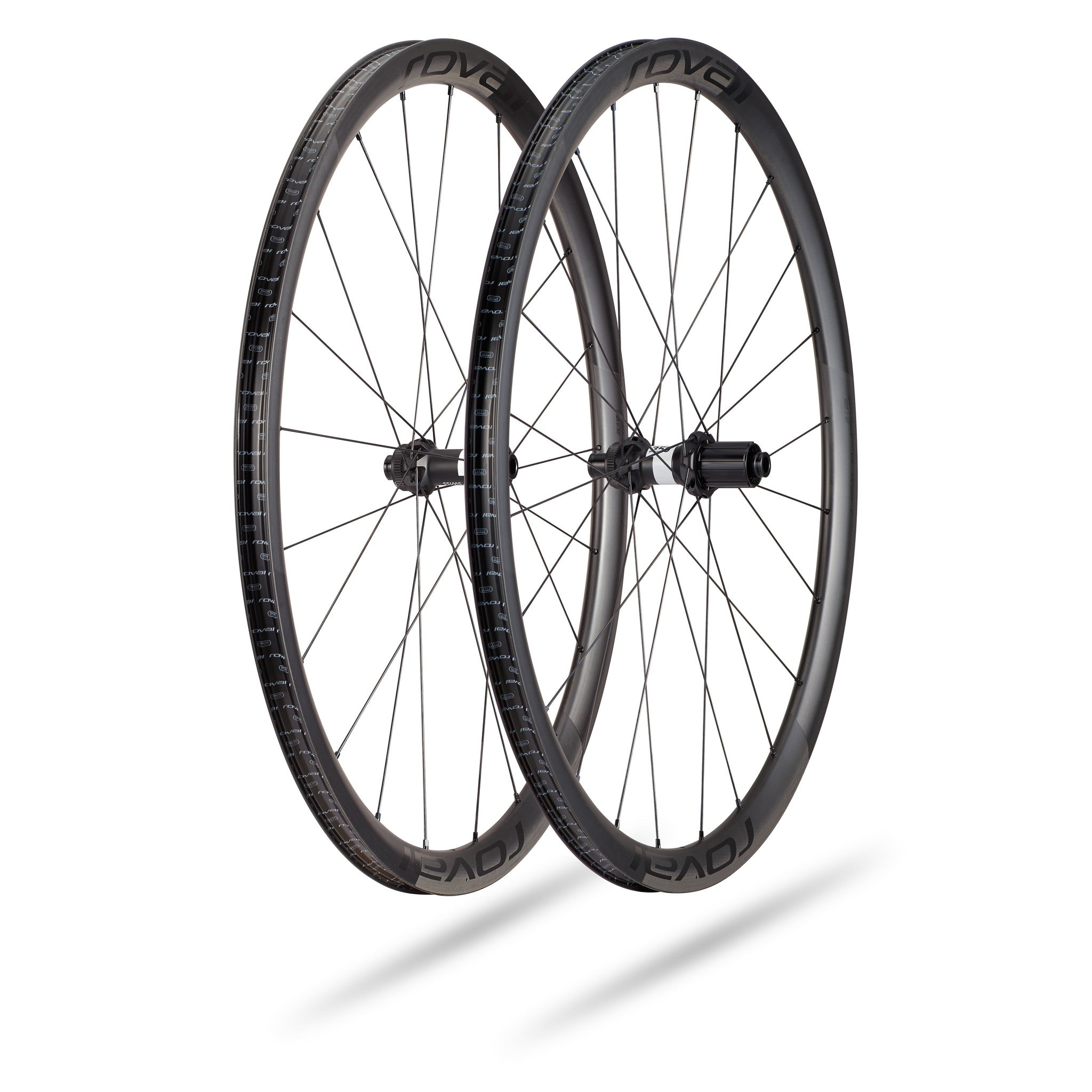 30022-530_WHL_ALPINIST-CL-TUBELESS-CARBON-BLK-700C_HERO