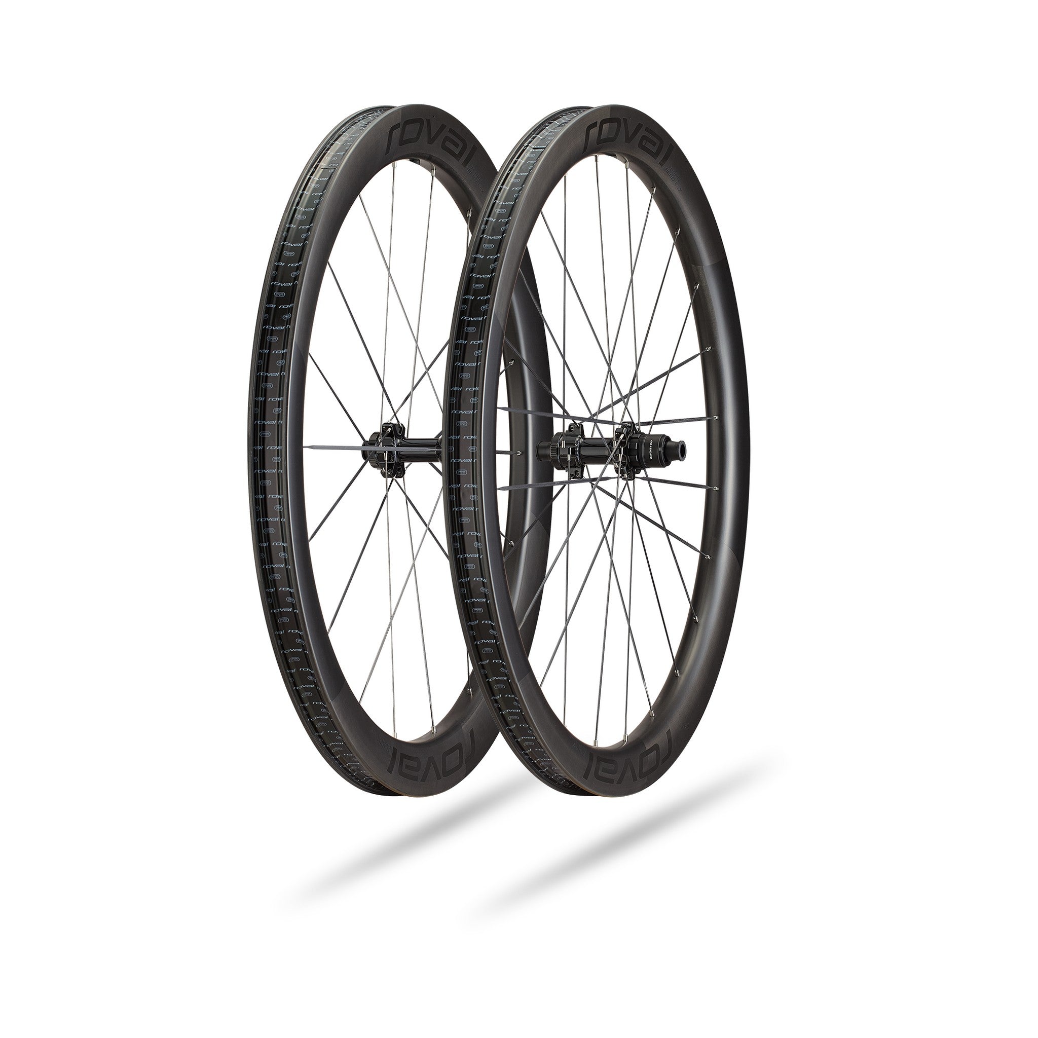 30026-621_WHL_TERRA-AERO-CLX-700C-FRONT-SATIN-CARBON-GLOSS_HERO-SQUARE